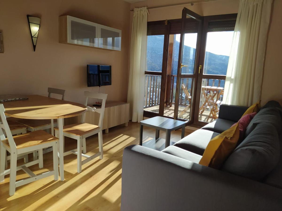Apartamentos Ball Benas Edificio Prados de Velarta Cerler Bagian luar foto